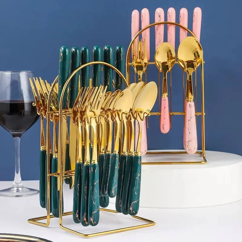 Ensemble de 24 couteaux à manche, vaisselle 